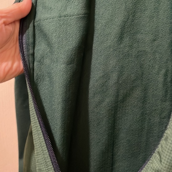 Ralph Lauren RLX men’s green gold vest (sz s) - Picture 10 of 11